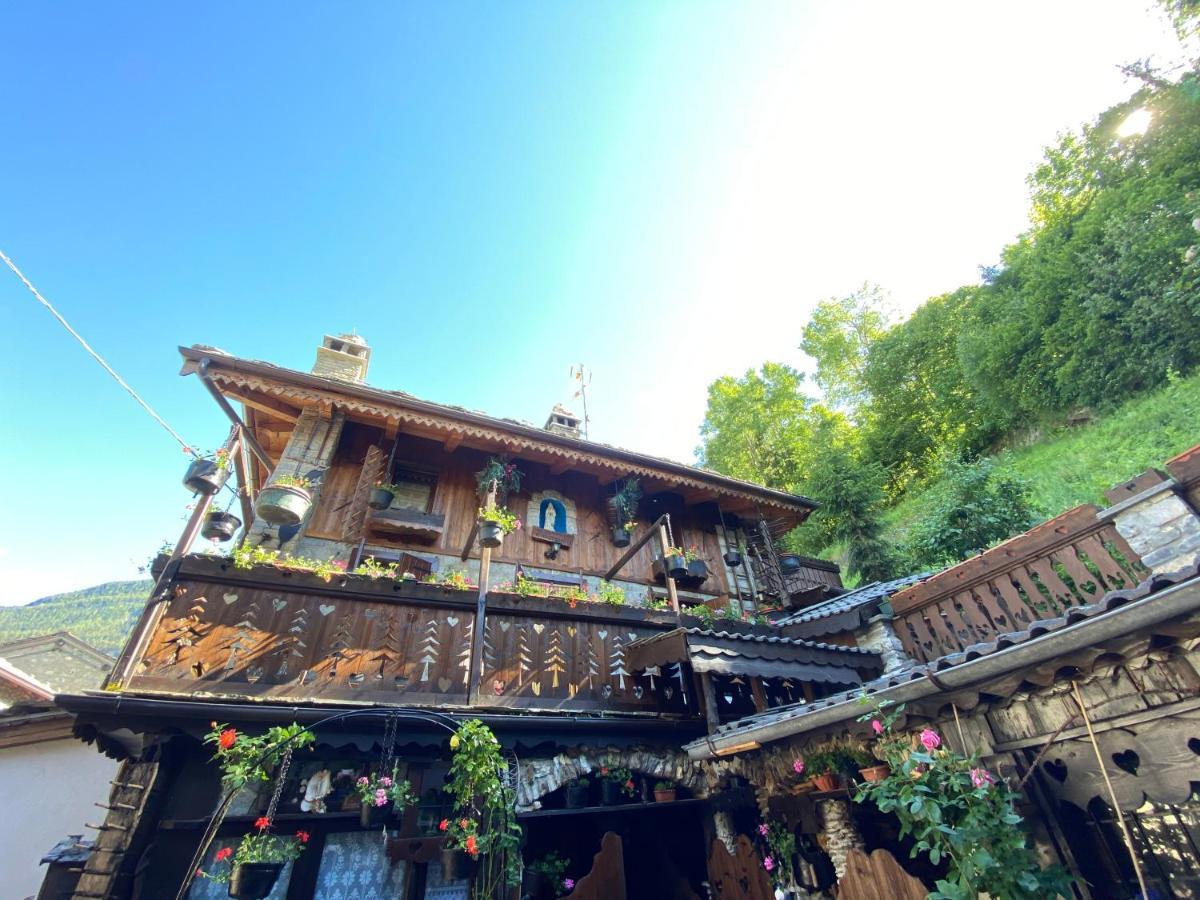 La Maison De Julie Pré-Saint-Didier Exterior photo